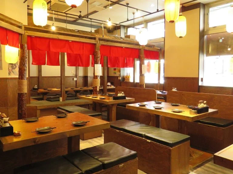 産地直送 粋な居酒屋おいよ 大通北1条店の店内